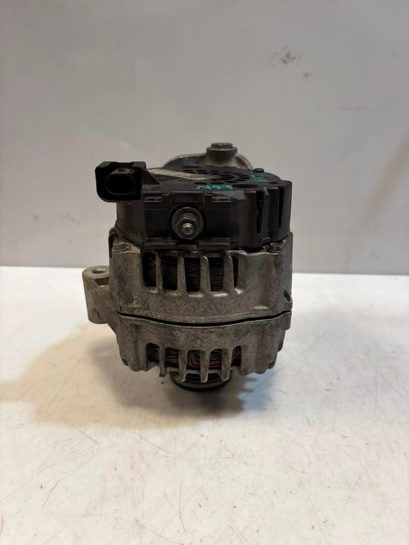 2012-2014 BMW 3 1 Series F30 F31 F35 F20 F21 Alternator GENERATOR 8519890 OEM