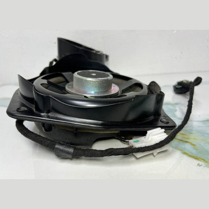 07-13 Mercedes-Benz W221 Front Door Right Bottom Speaker Logic7 A221 8205902 OEM