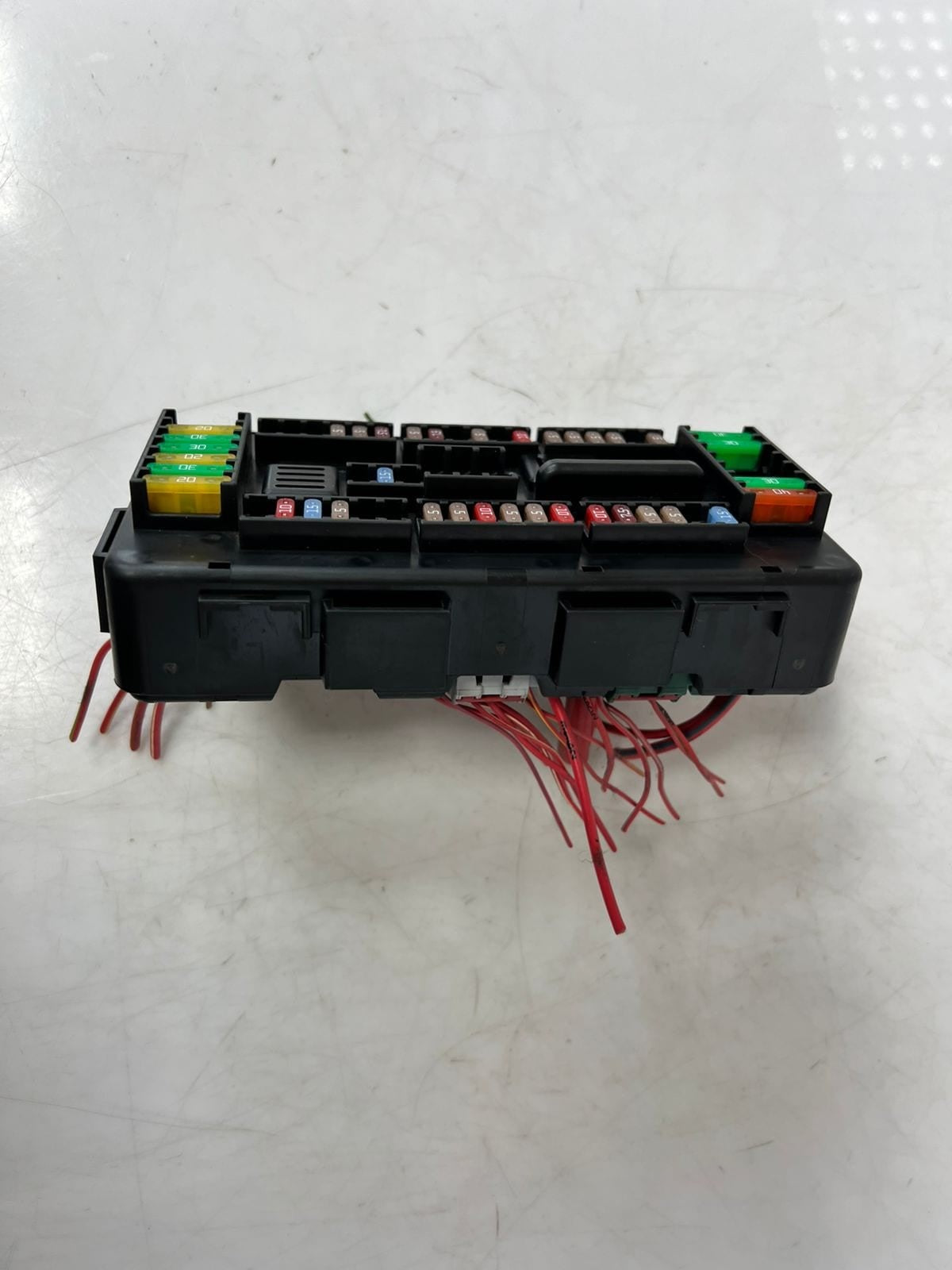 2015-2016 BMW 435i 1 2 3 4 F Series Engine Fuse Box Control Module 9389068 OEM