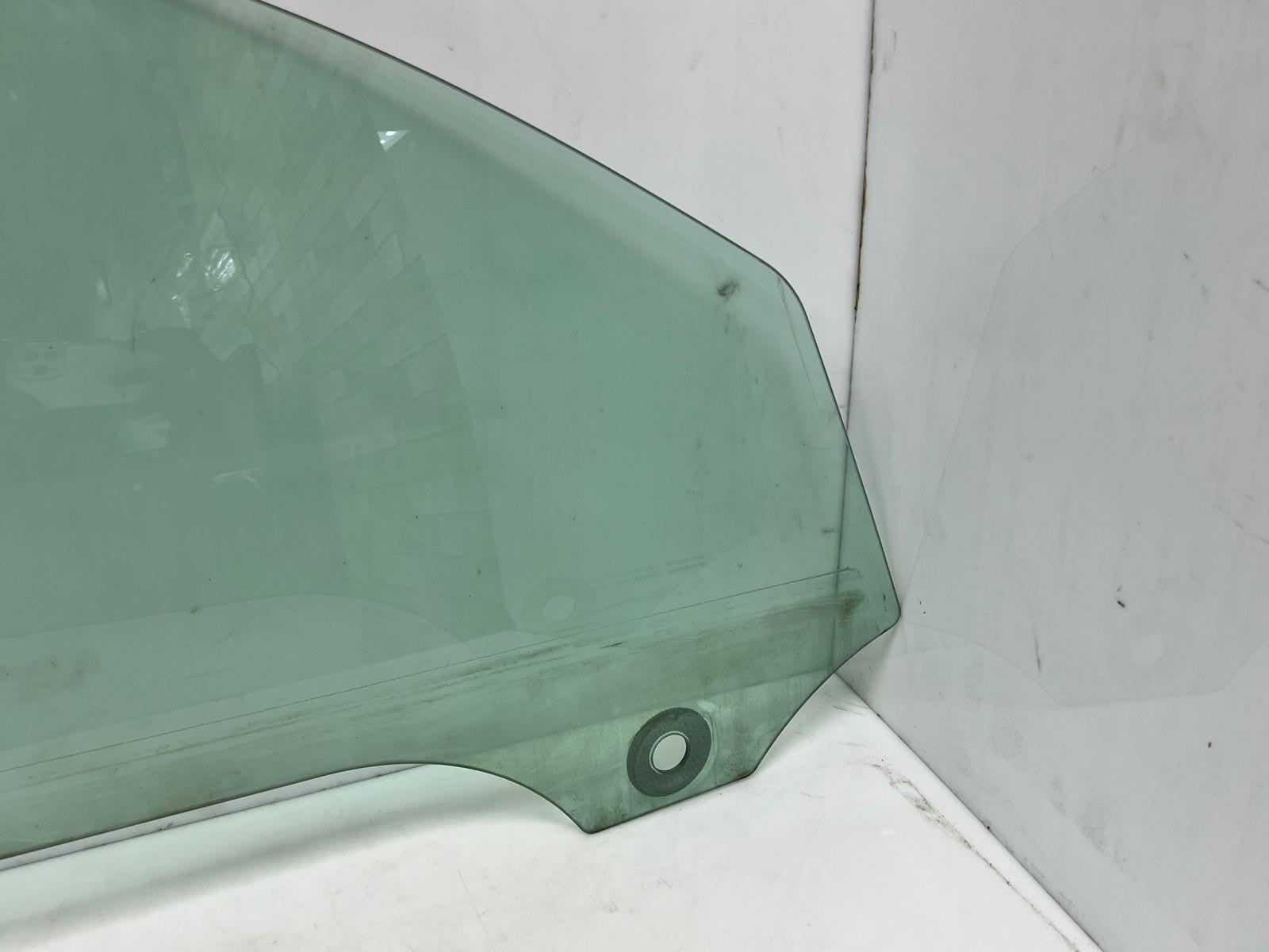 14-21 BMW F22 228i M235i M2 Front Right Side Door Window Glass 51337268720 OEM