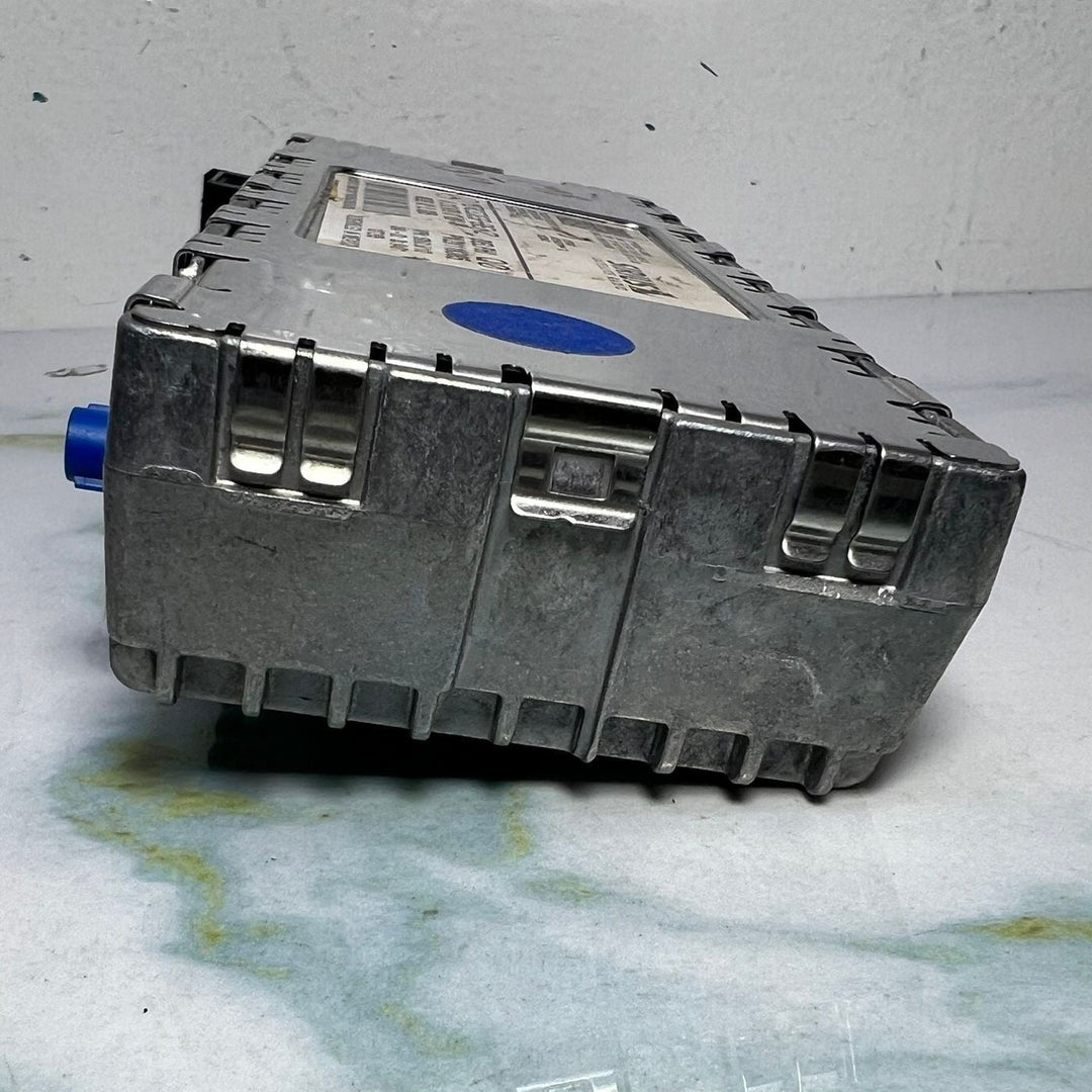 2010-15 Mercedes E350 E400 W212 Satellite Radio Control Module A212 8701789 OEM