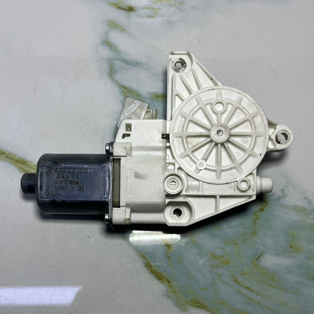 13-16 Mercedes-Benz W166 ML GL Window Motor Front Right Side A166 9060201 OEM