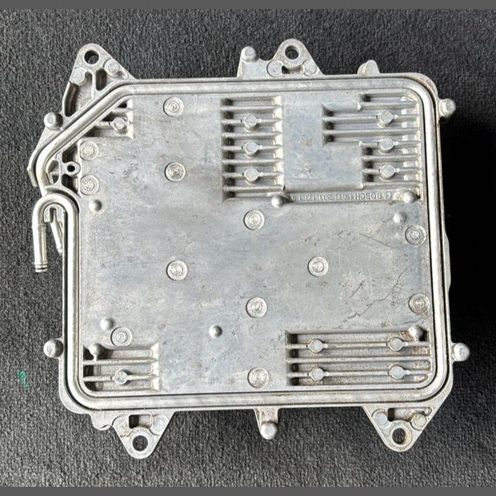 BMW F01 F02 F06 F07 F12  550i 650i 8 614 ENGINE CONTROL UNIT MODULE - 8614915