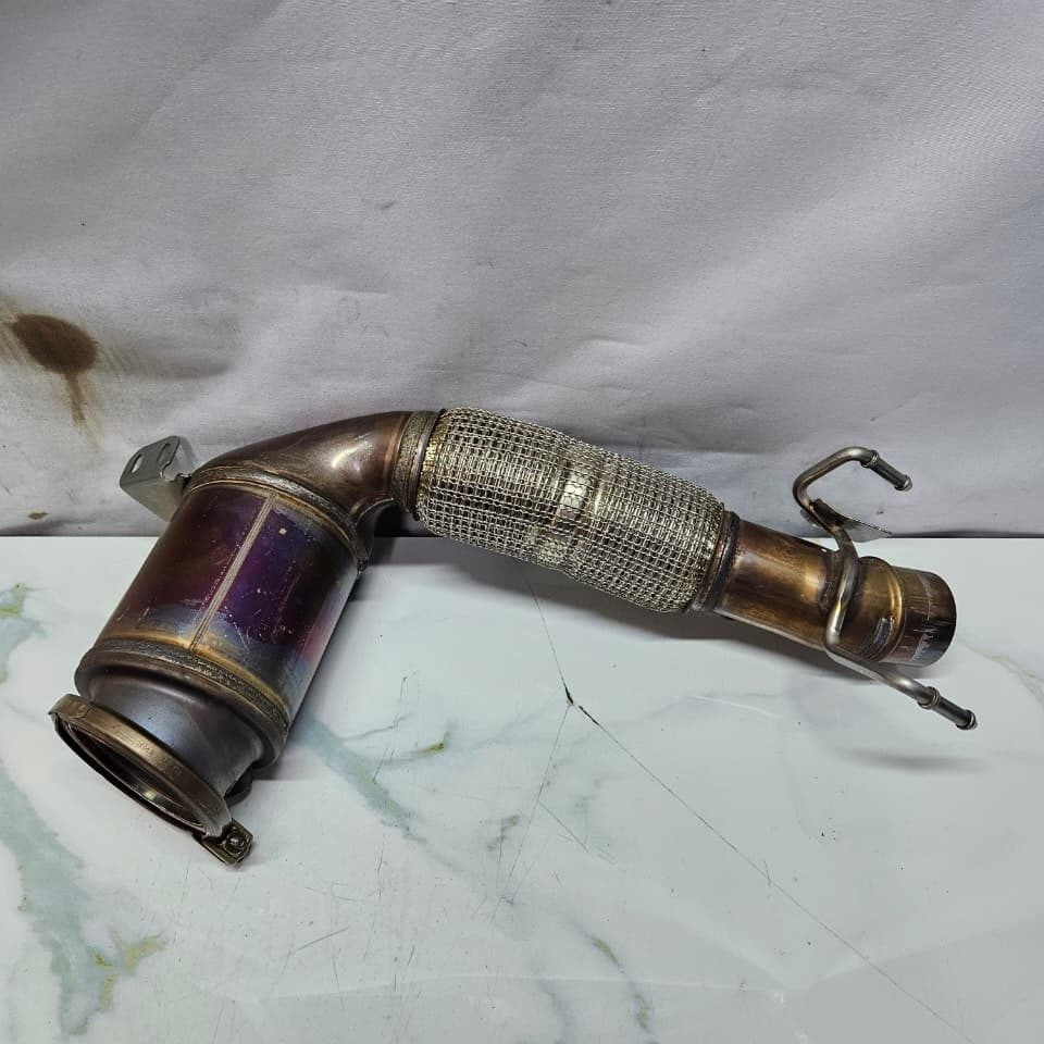 2022 BMW X1 U11, and MINI F65 F66 Catalytic Converter 8645689 OEM