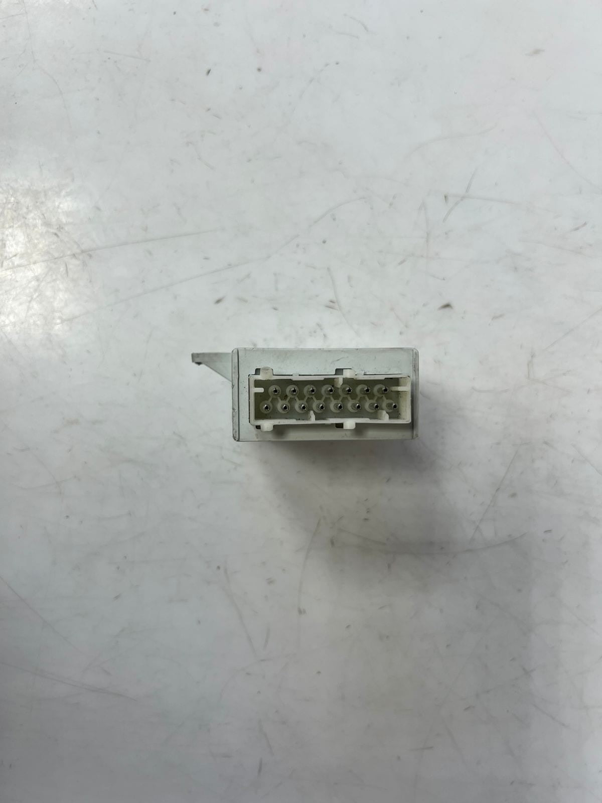 BMW E60 E61 E65 E66 5' 7' Tailgate Trunk Lid Lift Control Module 6921404 OEM