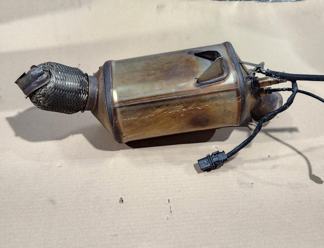 2010-2015 BMW X3 F25 Catalytic Converter 85092411 