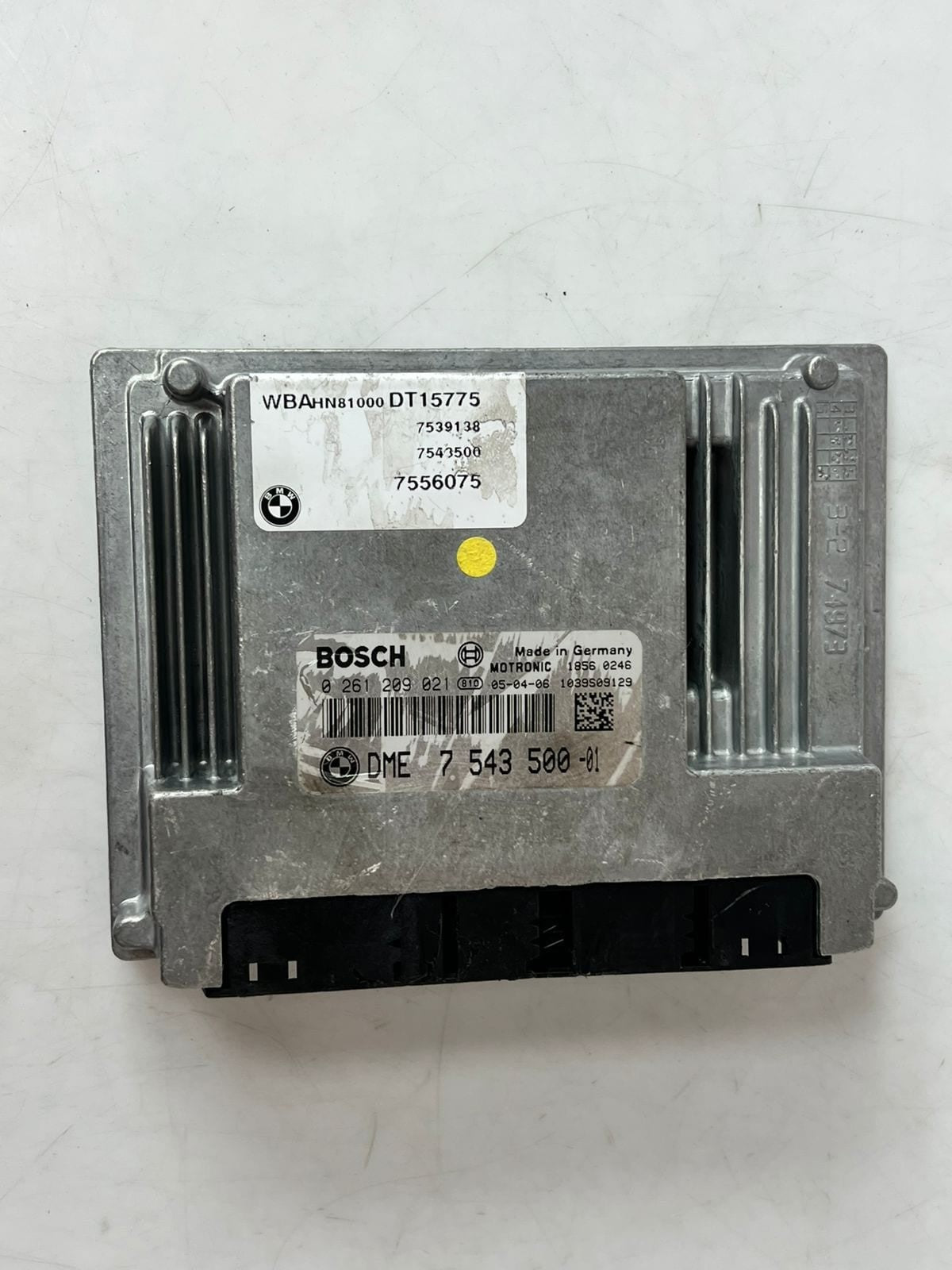 2006-07 BMW 750i 5 6 E60 E61 E63 E64 E65 E66 Engine Control Unit Module 7543500