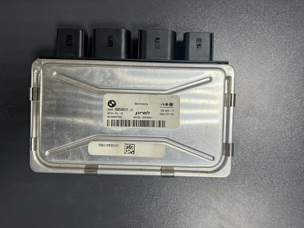 BMW 7 F01 Control Unit SG Integral Active Steering Preh 6854031 2008 RHD