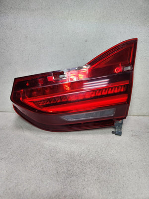 2016-2019 BMW 740i Rear Tail Light 2583246 7 Series G11 G12