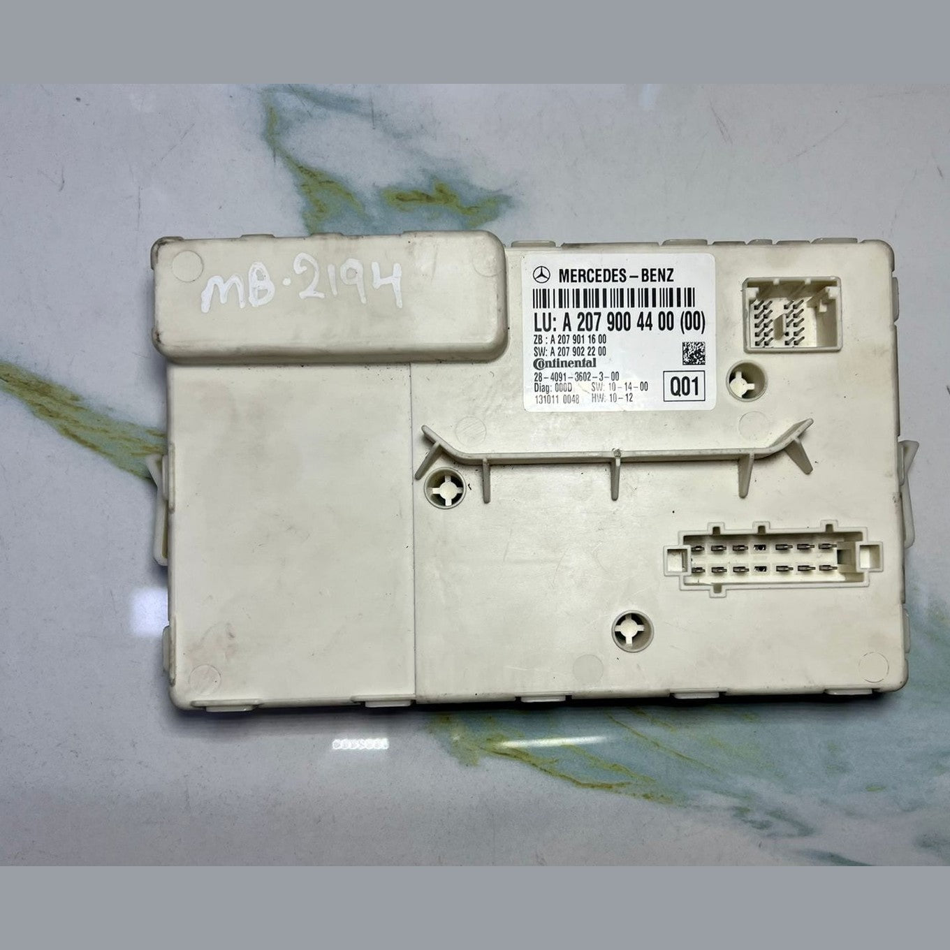 2010-2015 Mercedes-Benz E350 Door Control Module A2079004400 E-Class E350 E550