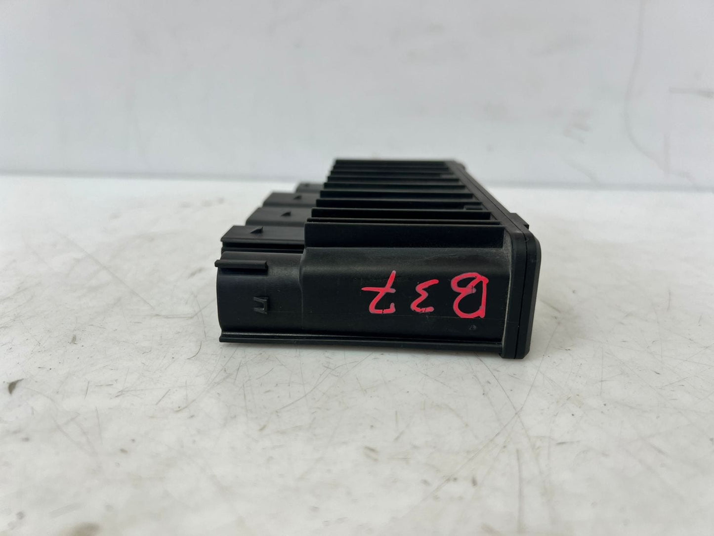 BMW X2 2 Series F39 F46 Power Distribution Unit 8581253 OEM