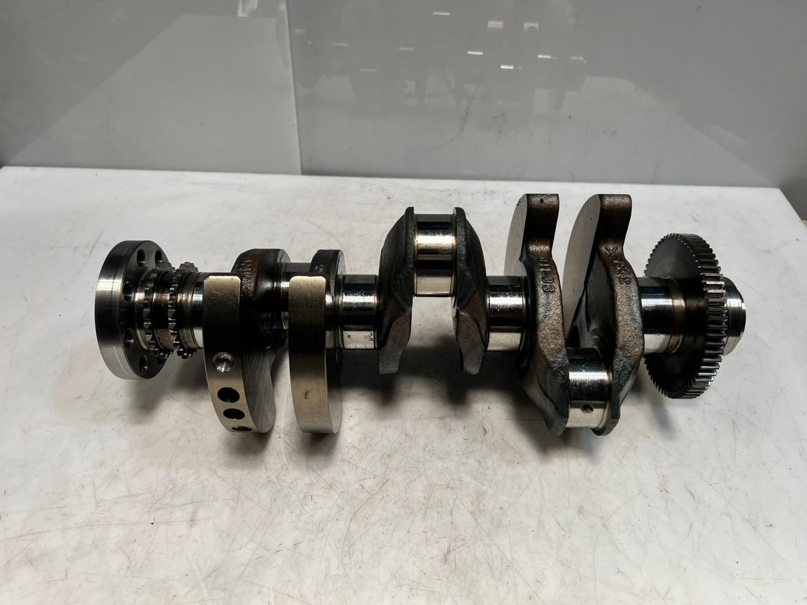 BMW B38 / B38B15A - 1.5L F20 F21 F22 F30 F31 F32 F48 Crankshaft 7642032 OEM