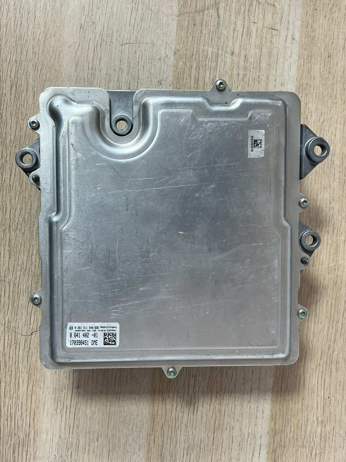 BMW 7 Series F02 3.0 V6 740Li N55B30A N55 N55B30 BODY Control Unit 8641402