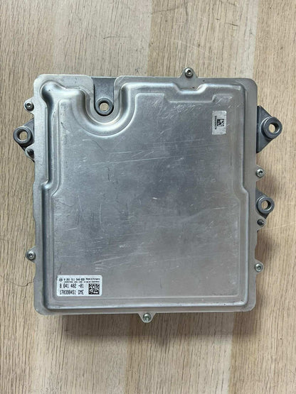 BMW 7 Series F02 3.0 V6 740Li N55B30A N55 N55B30 BODY Control Unit 8641402