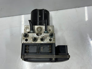 2009 BMW 7 Series F01 F02 F03 F04  740d 3.0L diesel Abs Pump 6795073