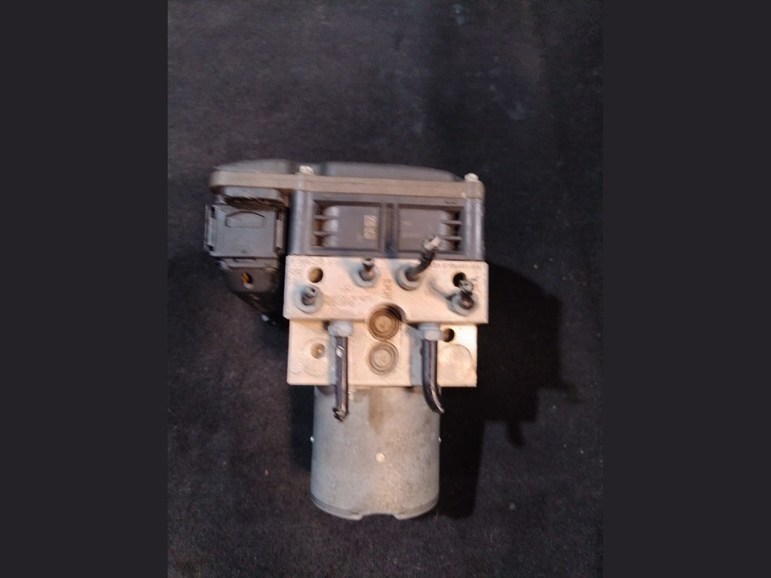 ABS Anti Lock System Brake of  BMW 5 series f10 2014 6788519 F10  DSC ACC