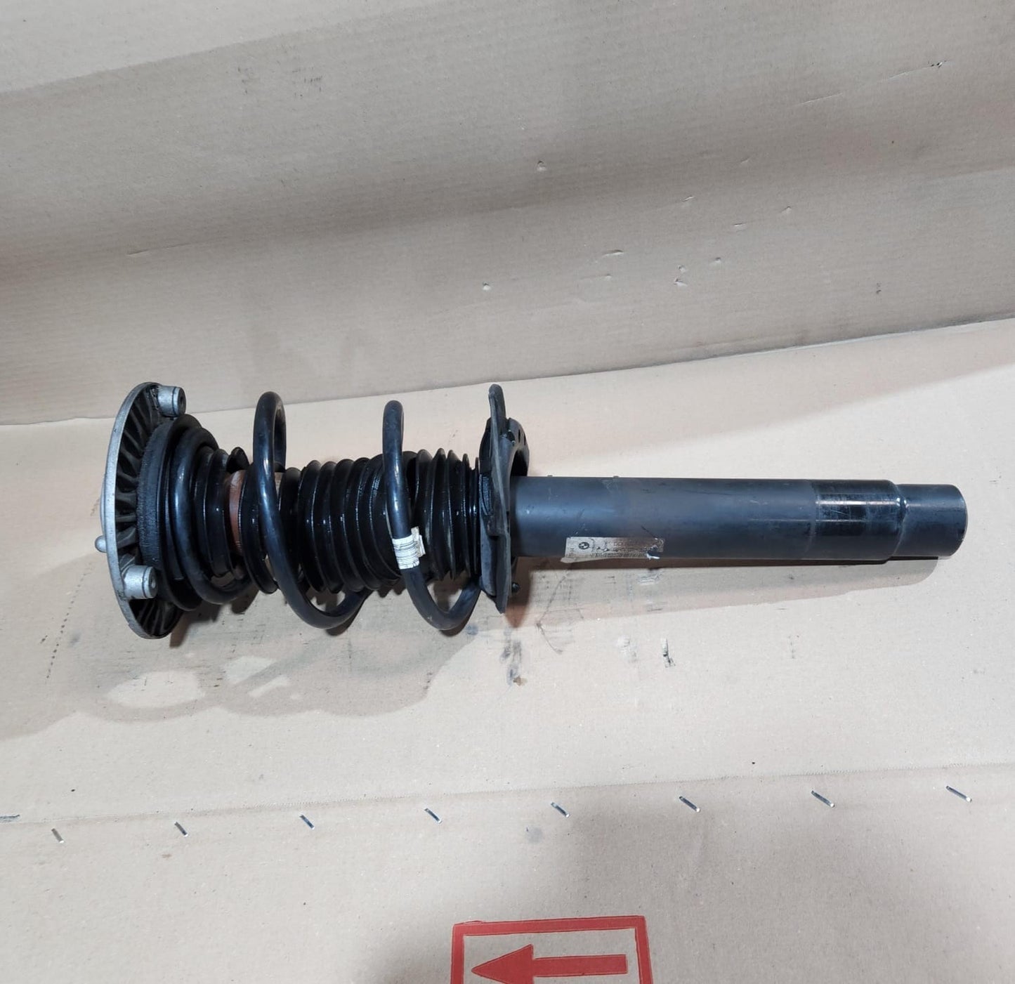 2012-2016 BMW 328i Front Shock Absorber With Coil Spring 6791579 F30 F31
