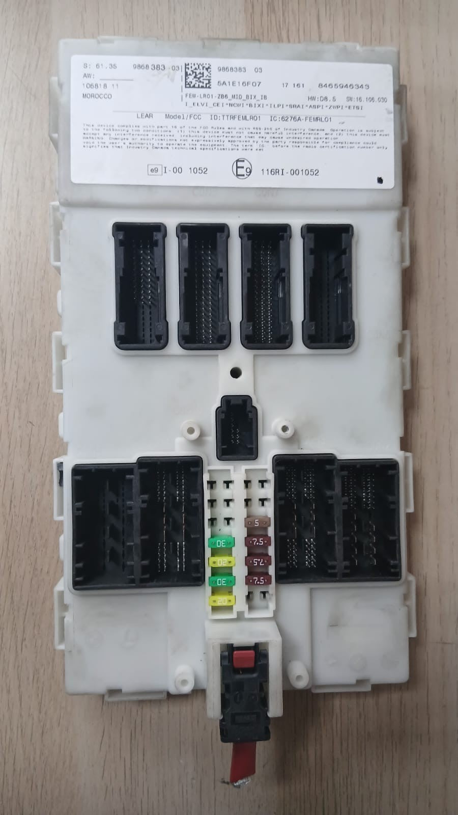 BMW F20 F21 F30 F31 F32 Body Control Comfort Module Unit FEM ECU LR01 9868383