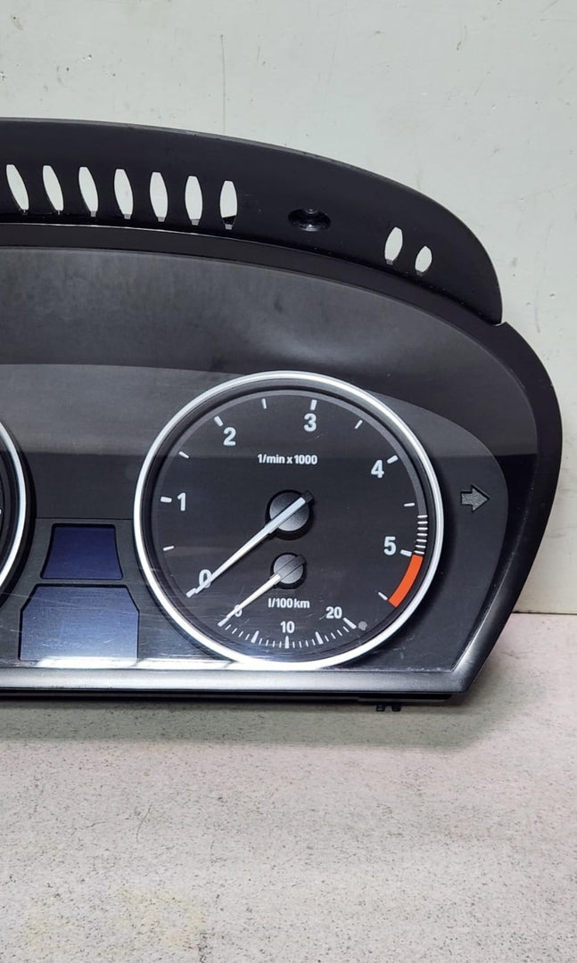 2007-2013 BMW X5 Instrument Cluster Speedometer 9153843 X5 E70