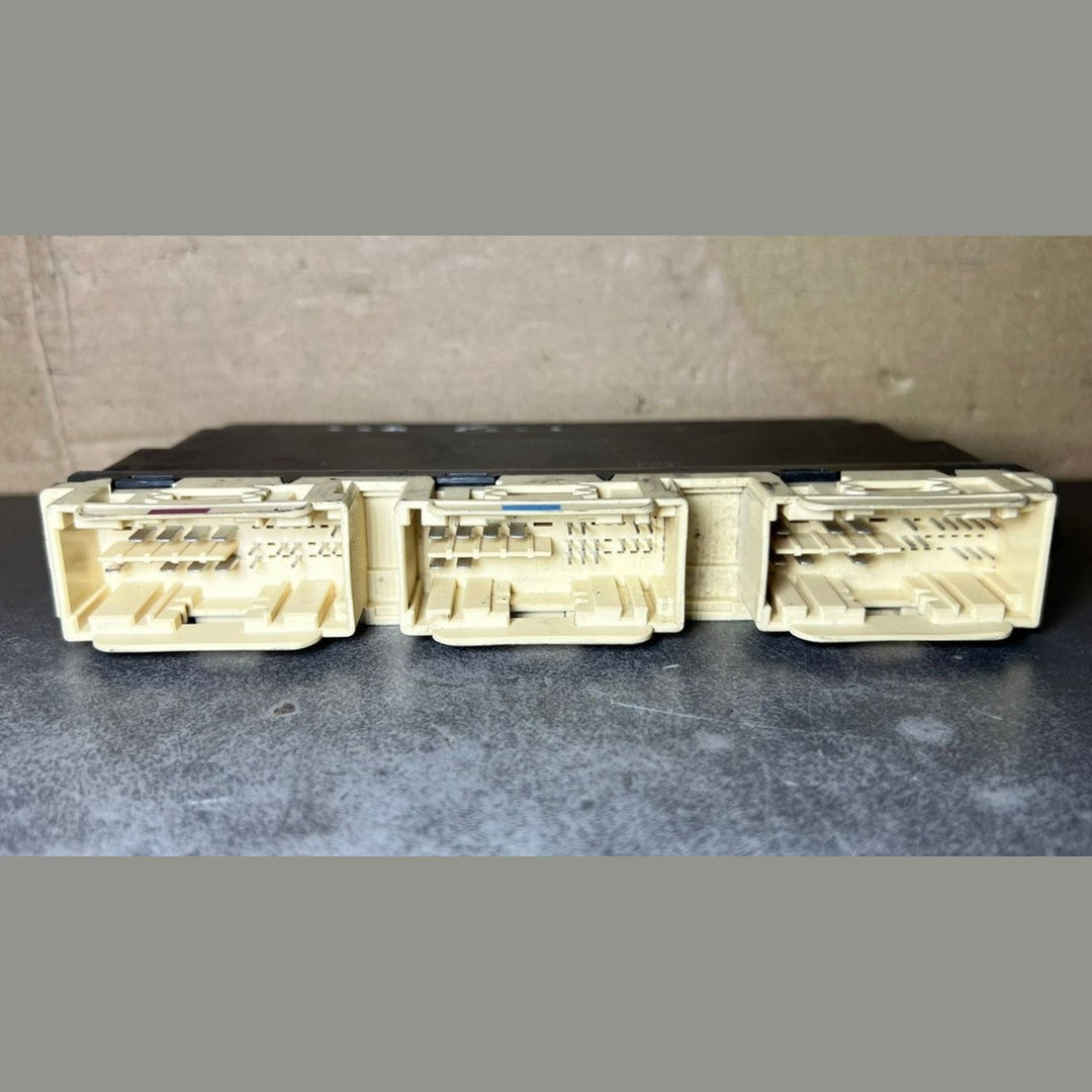 14-18 Mercedes-Benz W222 S-Class Rear Right Seat Control Module A222 9003904 OEM