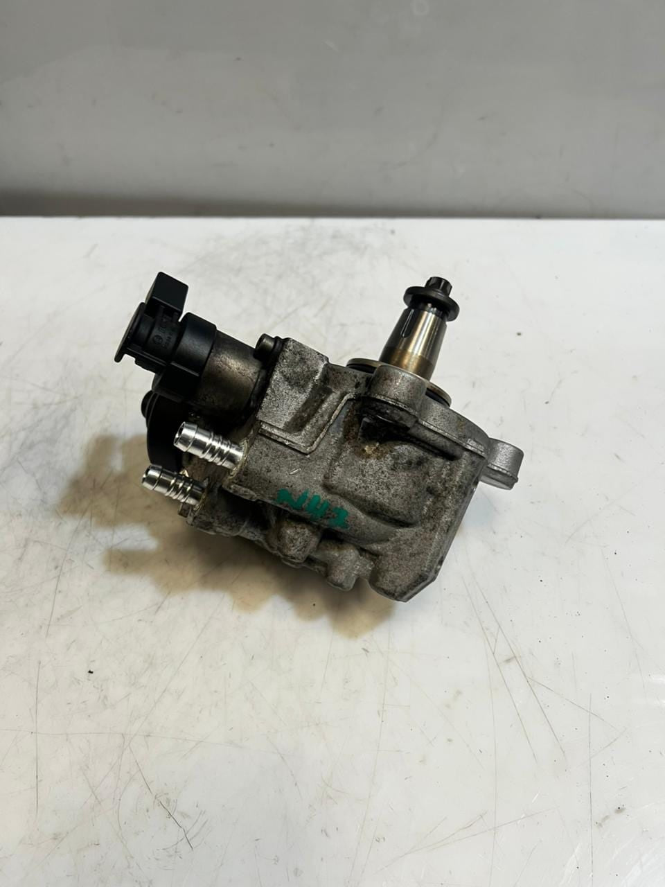 BMW 1 Series F20 F21 1.6 diesel High Pressure Fuel Injection Pump 8515058 OEM