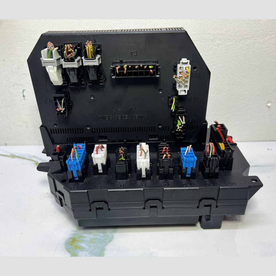 Mercedes W221 S-Class Front Fuse Relay Box SAM Control A2219006001 \ A2219005801
