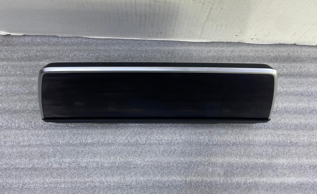 OEM BMW G11 G12 Navigation Central Information Display Screen 6805326