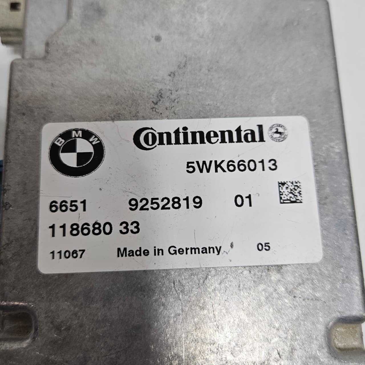 2009-2012 BMW F01 F02 F04 F10 F13 750Li Camera Control Module 9252819