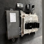 Load image into Gallery viewer, BMW X1 20iX 2011-15 E84 N20 ENGINE CONTROL UNIT COMPLETE SET  DME - 8610678