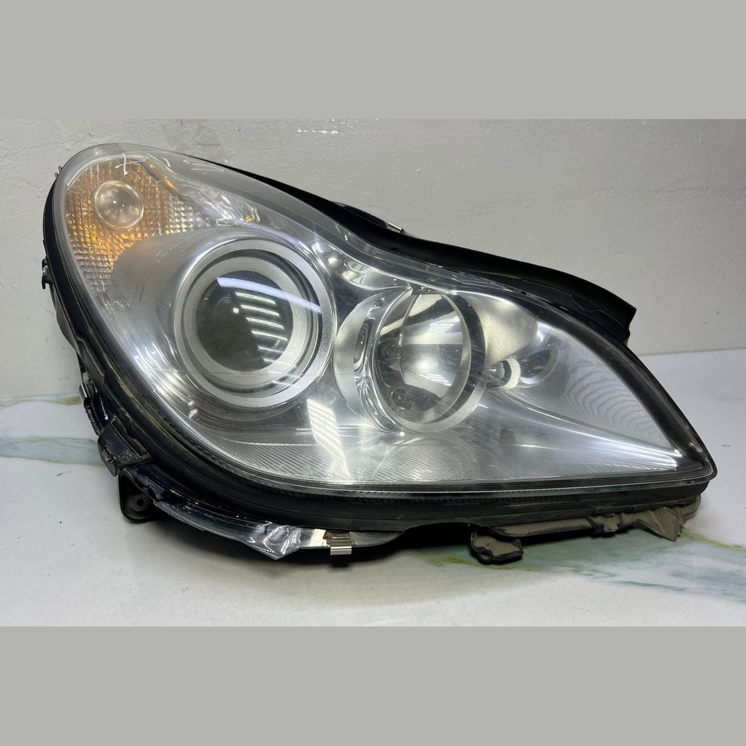 06-10 Mercedes W219 CLS-Class CLS350 Front Right Side Head light Headlamp OEM