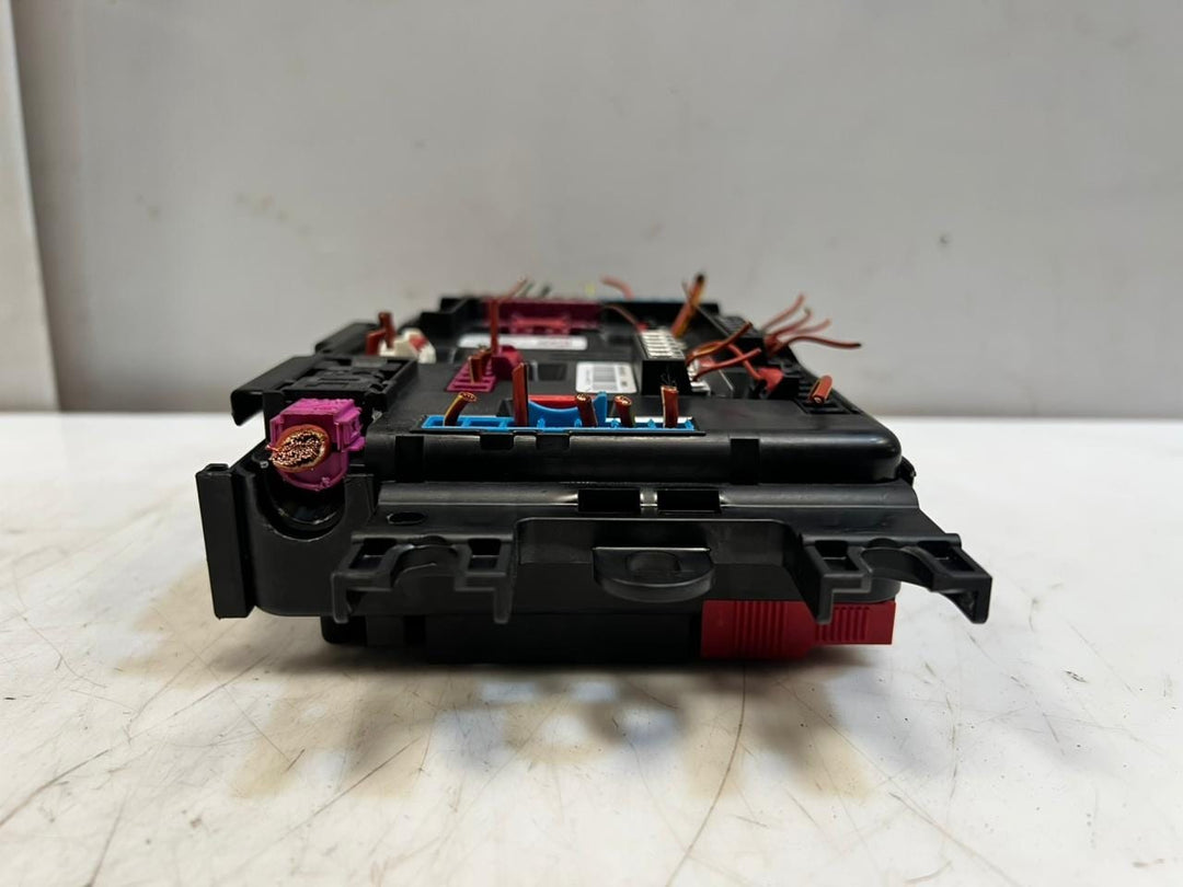 2015-2019 BMW X5 F15 F20 F21 F22 F30 FUSE Rear Power Distribution Box 9360372