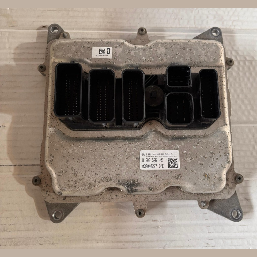 BMW X1 E84 20I 28I N20 ENGINE ECU DME COMPLETE SET - 8603576