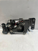 Bild in die Galerieansicht laden, 2007-2013 BMW X5 E70 and X6 E71 Air Suspension Compressor Pump 6859714 OEM