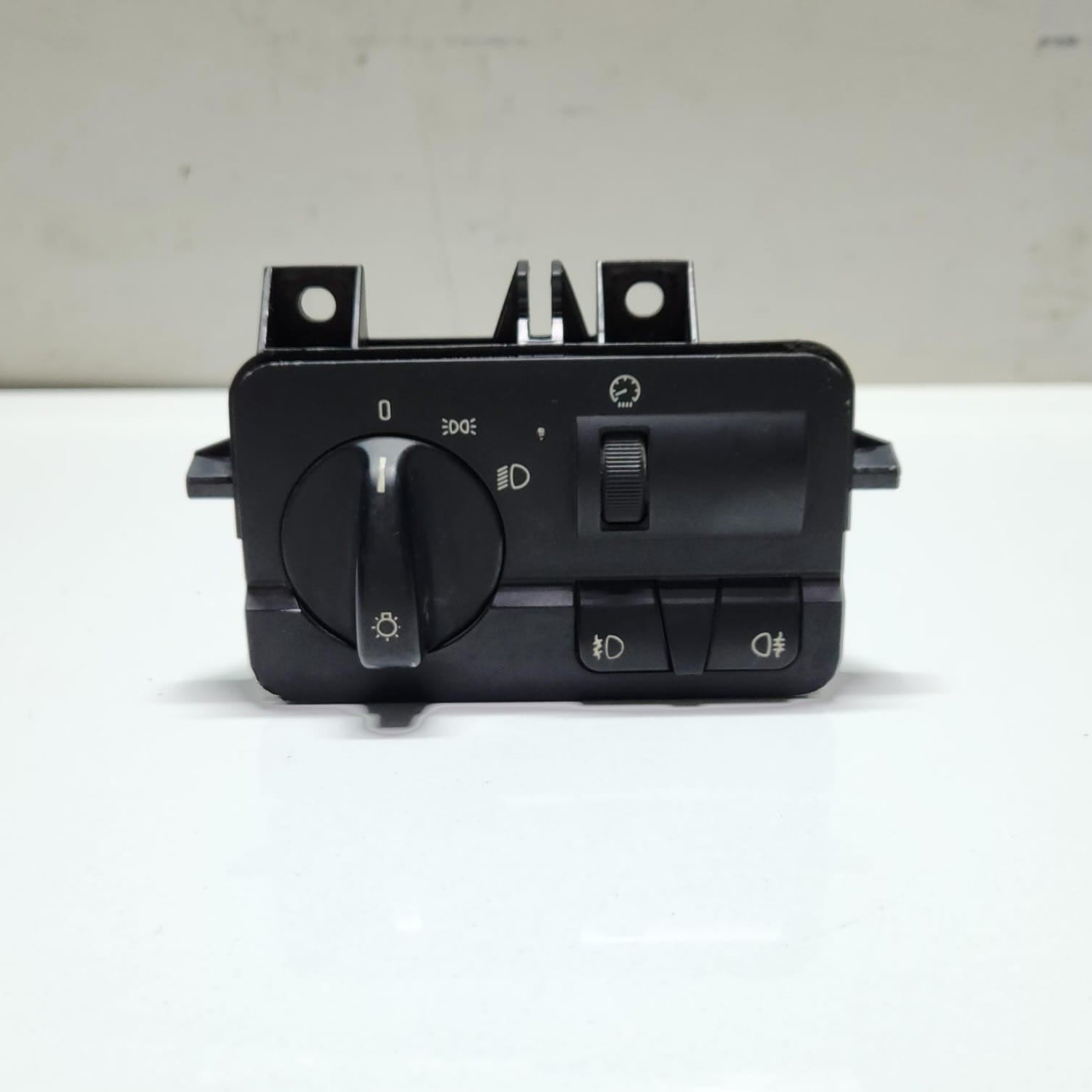 1998-2000 BMW 328i Xenon Light Switch 6936824 ,3 Series E46 LCI OEM