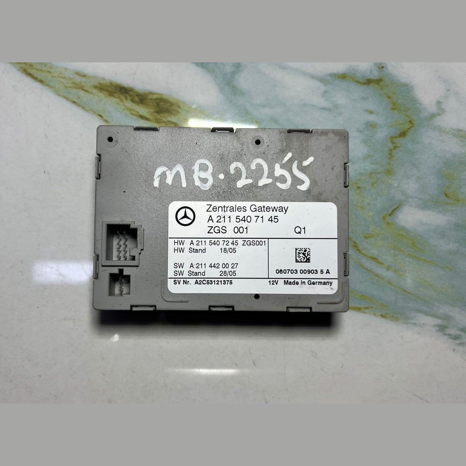 2006-2009 Mercedes E320 Central Gateway Control Module A2115407145 W211 E-Class