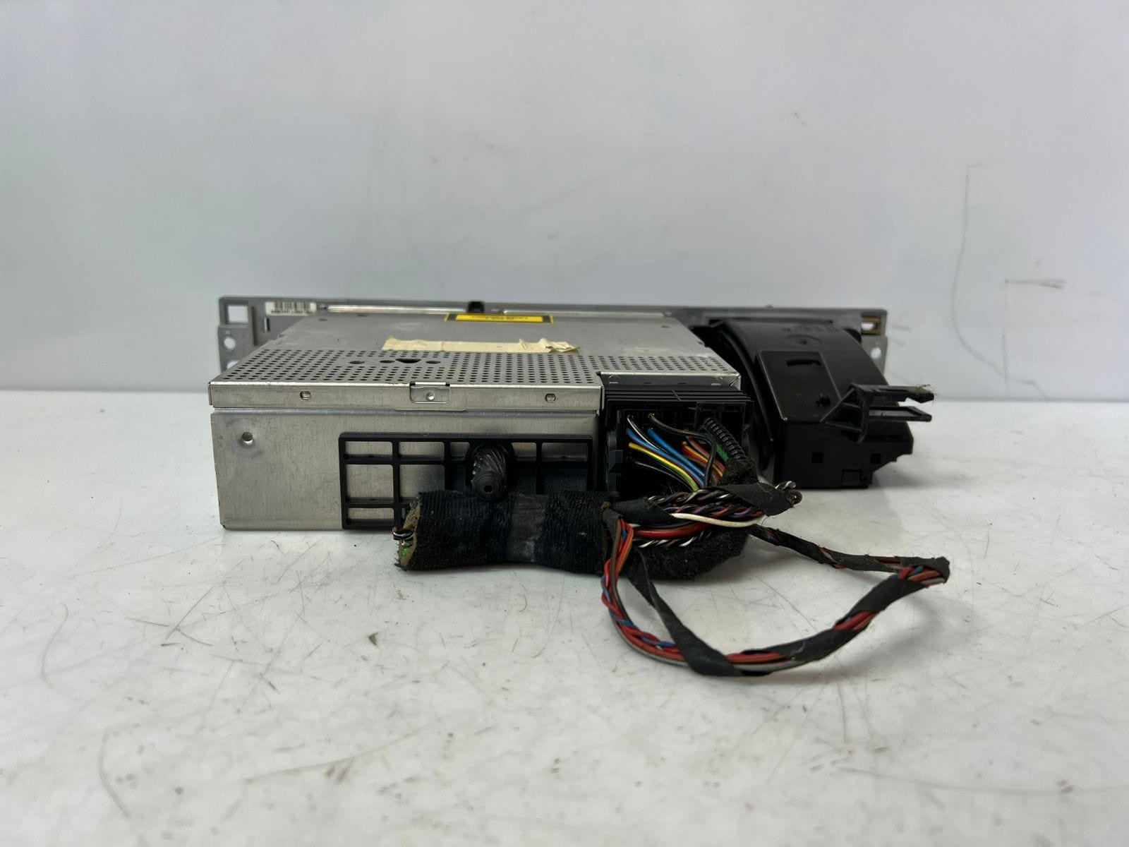 2006-2008 BMW E65 E66 E67 7' 730d 750i 750Li 760Li Radio Cd Player 6947711 OEM