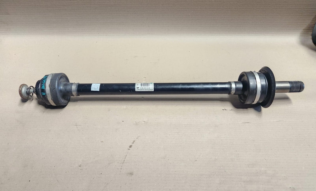 2016-2019 BMW 750i M760i G11 G12 xDrive Rear Right Drive Shaft 8639454 OEM
