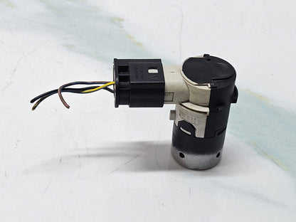2002-2005 BMW E60, E61, E63, E64, E65 745Li Parking Distance Sensor PDC 6938741