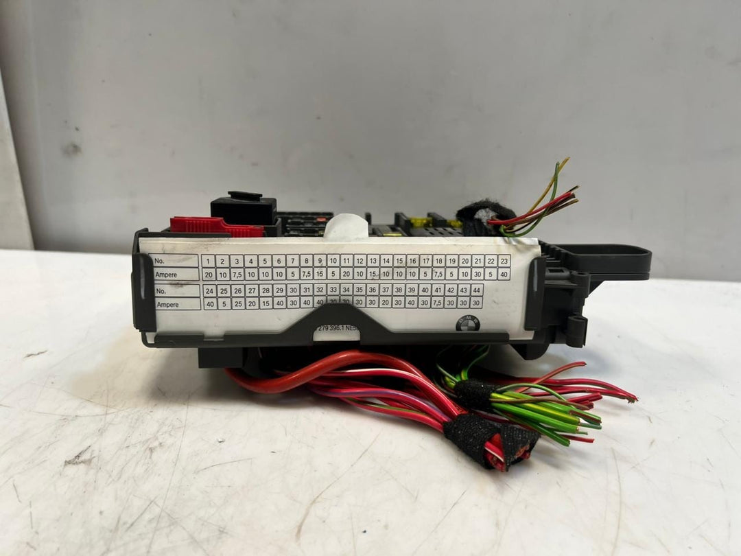 2007-2014 BMW X5 E70 and X6 E71 Rear Power Distribution Fuse Box 6931687 OEM