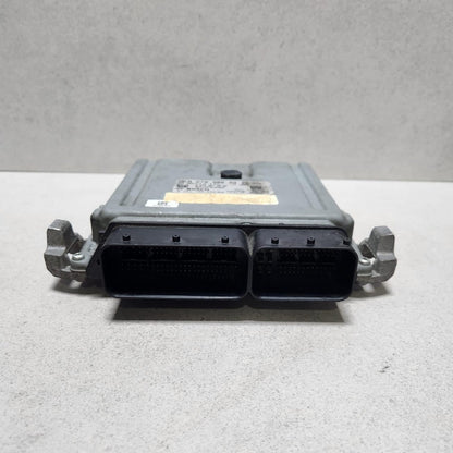 2014-2015 Mercedes-Benz CLA250 Engine Control Unit A2709000900 CLA250 C117