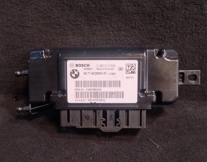 BMW F20 F21 F30 F32 srs CONTROL MODULE / SRS ECU P/N - 6826983