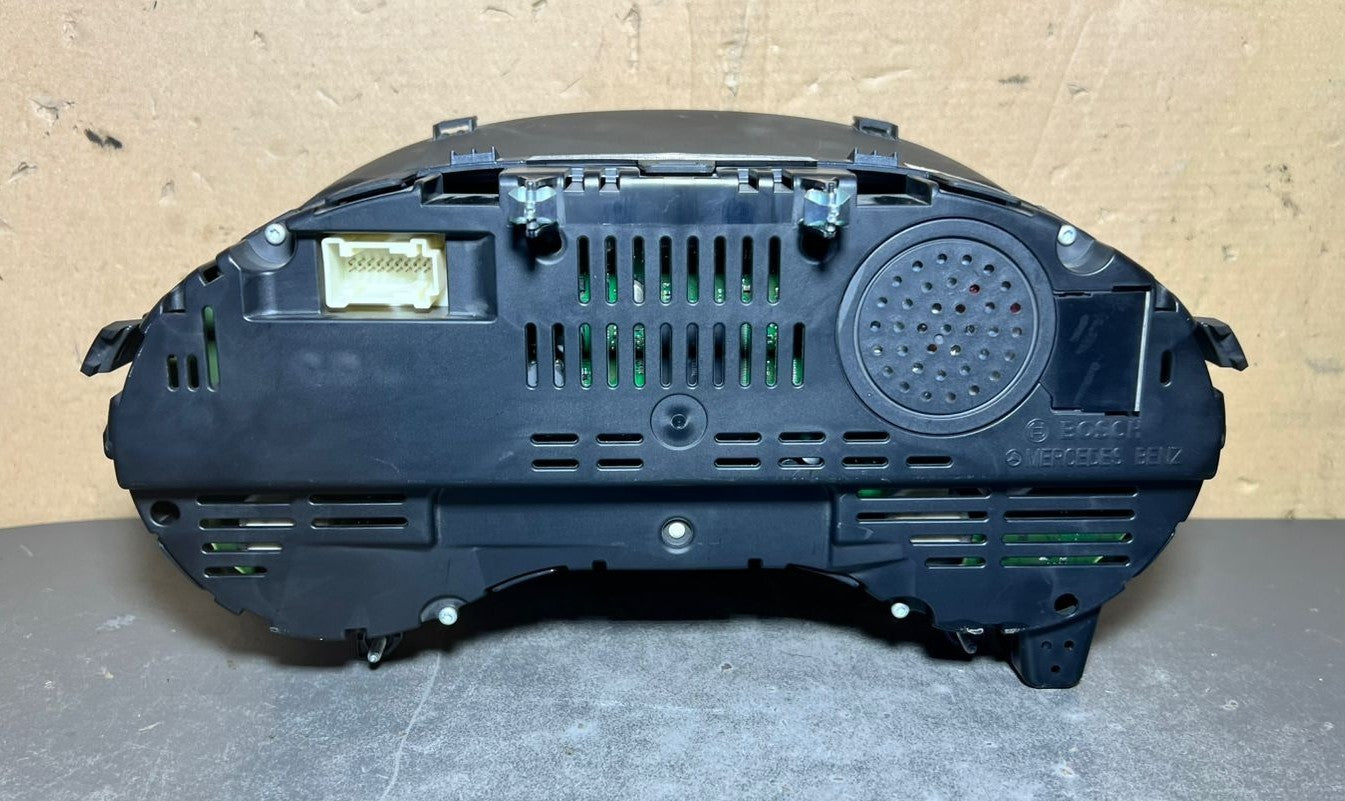 14-17 Mercedes-Benz W117 CLA Instrument Cluster Speedometer A117 9002001 OEM