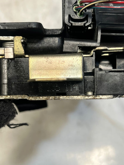 BMW 5 Series E39 Front Door Lock Mechanism Front Right 8235114 OEM