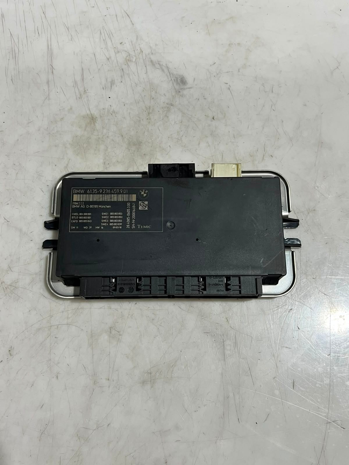 BMW 5 Series GT F07 FRM3 Footwell Light Control Module FRM3 9236459 OEM