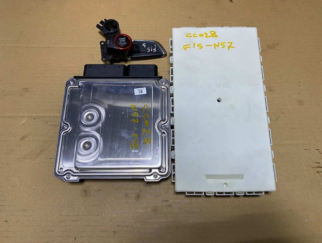 2013-2018 BMW X5 F15 DIESEL 3.0 ECU SET Engine Control Module 8577842