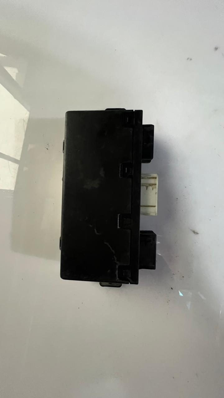 2001-2003 BMW 525i Door Control Module 6904245- E39 5-Series including 525i, 530