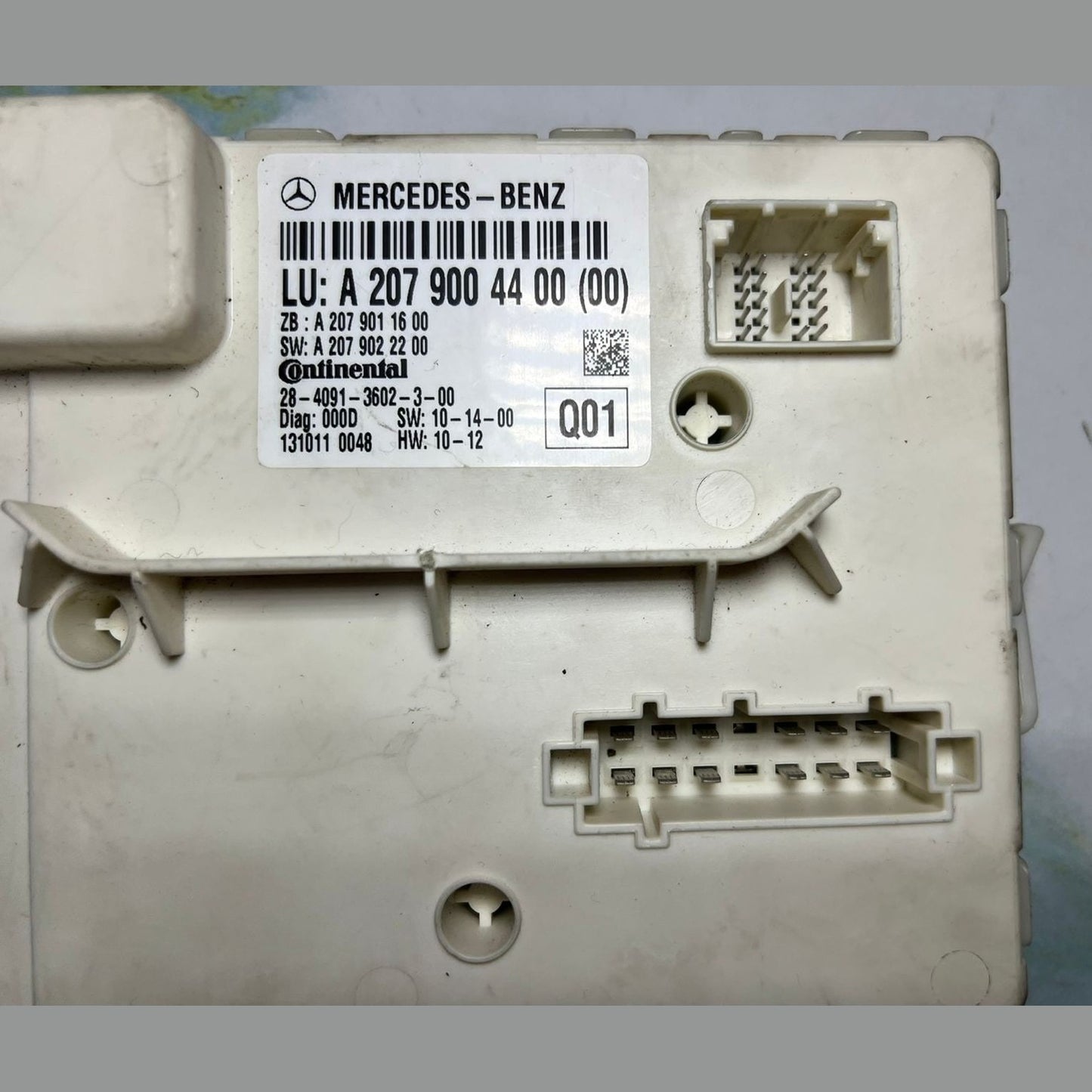 2010-2015 Mercedes-Benz E350 Door Control Module A2079004400 E-Class E350 E550