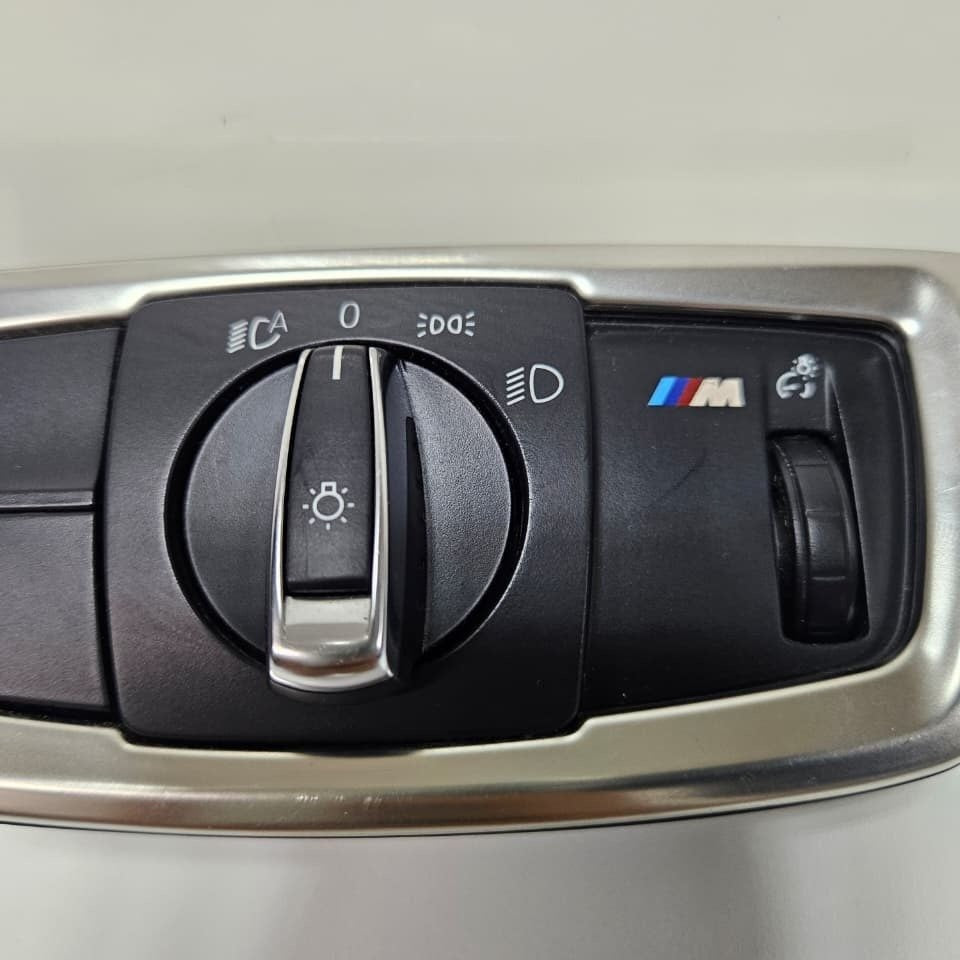 2015 BMW X1 F48 F49 Head Light Switch 9393609 OEM