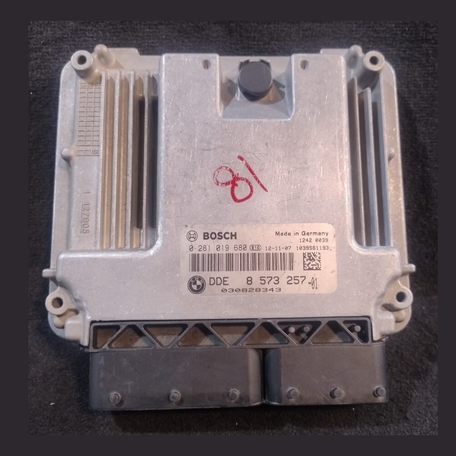 BMW F10 F11 520d DIESEL N47N 184HP  ENGINE CONTROL UNIT ECU ONLY  DDE 8573257