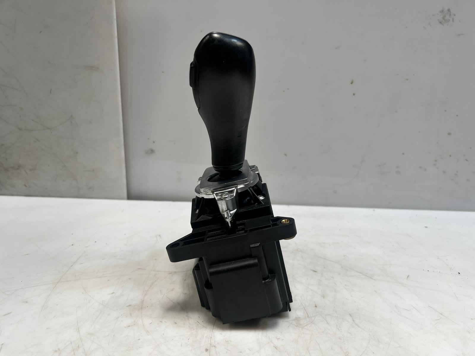 2007 BMW X5 E70 and X6 E71 Automatic Gear Shift Selector Switch 9162977 OEM RHD